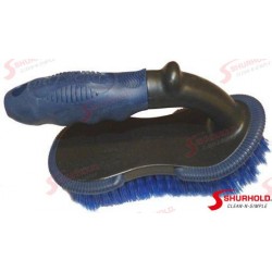BROSSE AVEC POIGNEE
