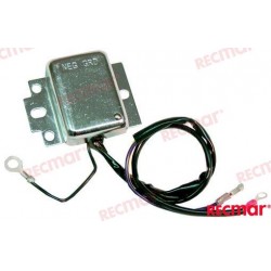 REGULATEUR VOLTAGE